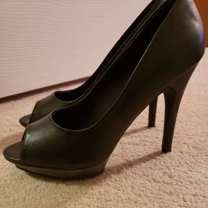 Xoxo black peep toe heels